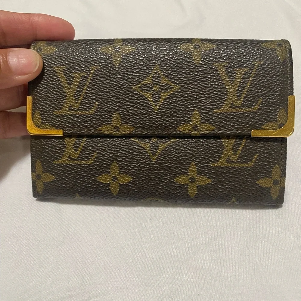 Louis Vuitton wallet - Picture 3 of 3
